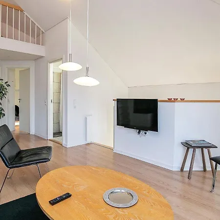 Apartment Xix